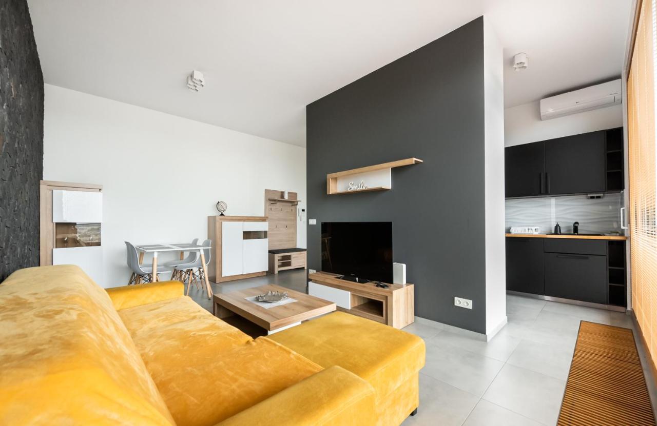Metro Imielin 13Th Floor Apartment Varsovia Exterior foto